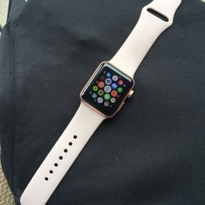 iPhone watch series 3